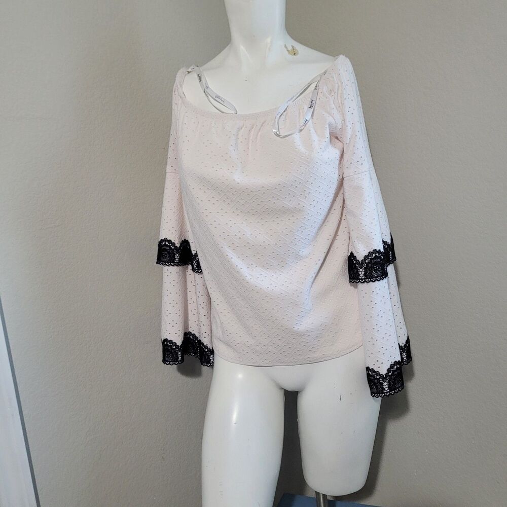 Joseph Ribkoff size 4 blouse lace keyhole lining pink white off shoulder scoop